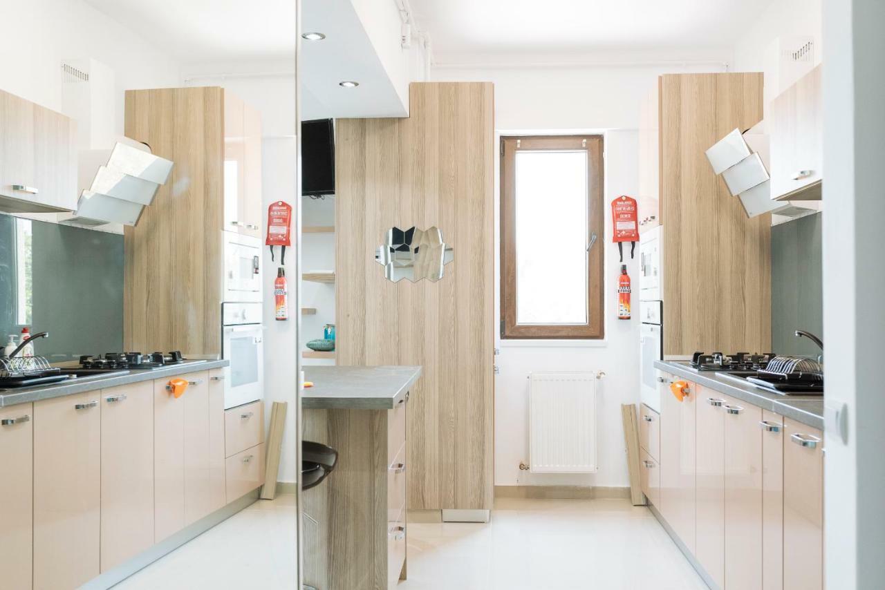 ブカレストLuxury Flat 9 Near Metroアパートメント エクステリア 写真